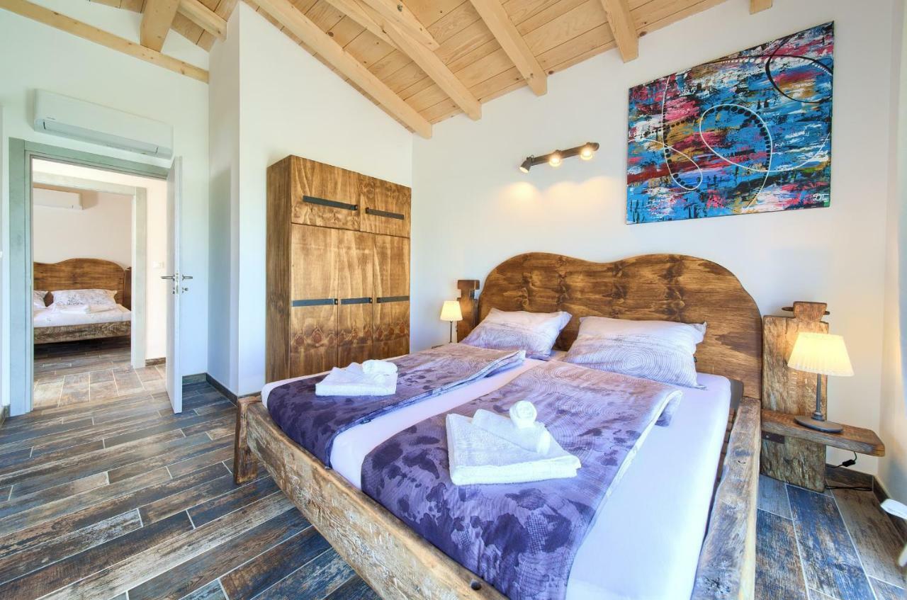 Pax Houses Vrh  Екстериор снимка