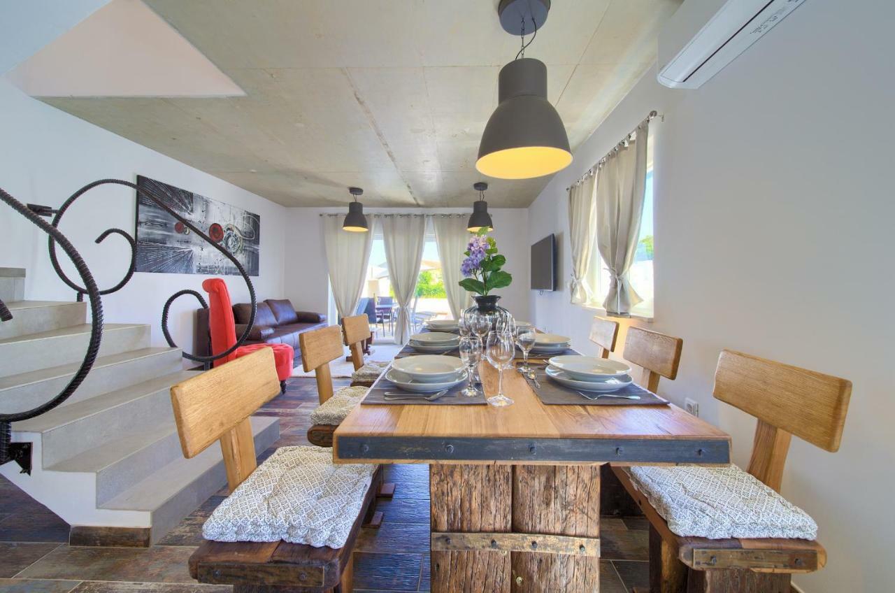 Pax Houses Vrh  Екстериор снимка